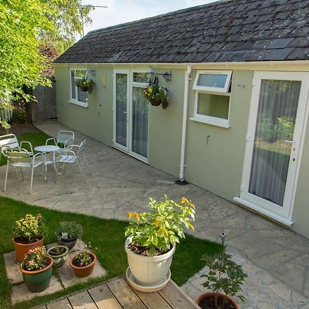 Bramlies Bed & Breakfast ドーチェスター エクステリア 写真